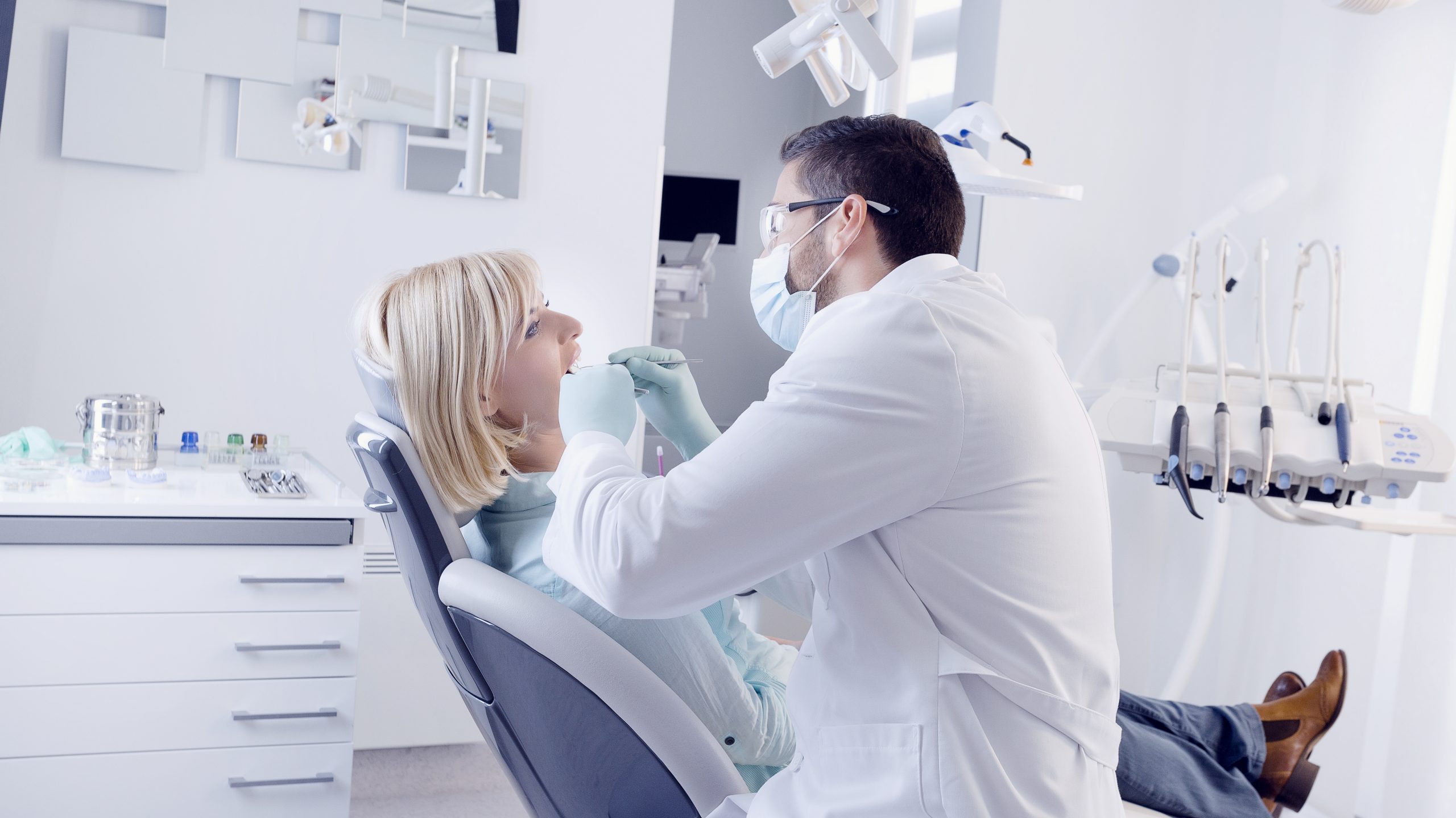 Dentist in Hartly, DE